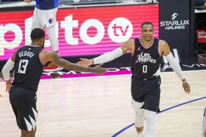 George: Westbrook là một trong những người cứng rắn nhất mà chúng tôi từng có và chúng tôi sẽ hỗ trợ anh ấy.