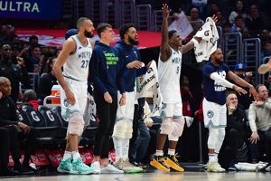 Timberwolves có thể đi bao xa? Tô Qun: Nếu một trong hai con Sấm Sét và Sói Gỗ ngã xuống, tôi sẽ chọn người trước để vượt qua.