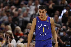 Gần đây rất chính xác! Michael Porter Jr. đã ghi được 15 điểm cao nhất đồng đội với 5/7 quả trong hiệp và 3/3 quả ba điểm.