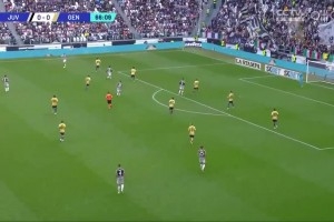 Serie A - Juventus 0-0 Genoa chỉ có 1 chiến thắng trong 8 vòng đấu vừa qua! Vlahovic trở lại và Juventus chỉ có 2 cú sút trúng đích