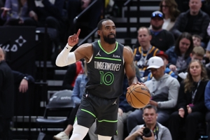 Ổn định quá! Cựu binh Timberwolves Conley thực hiện 5 trong số 12 cú sút và đóng góp 14 điểm, 7 kiến ​​​​tạo và 4 lần cướp bóng.