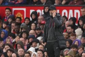 Klopp: Tôi rất bất ngờ với không khí lần đầu đến Old Trafford. Đôi đỏ sẽ là trận đấu phải thắng.