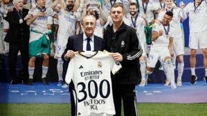 Kroos cán mốc 300 lần ra sân ở La Liga, ghi tổng cộng 22 bàn thắng và 71 đường kiến ​​tạo.